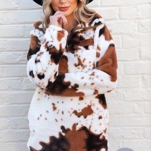 Southern Fried Chics cow print pull over